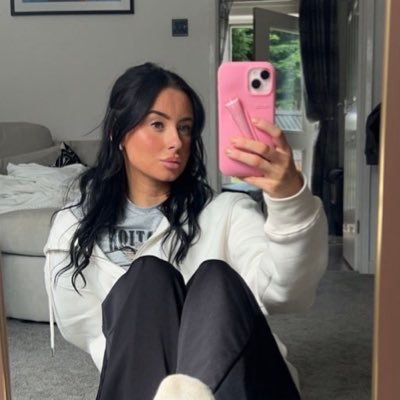moreoftilly's profile picture