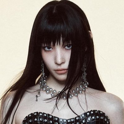 annie pics - Closed.'s profile picture