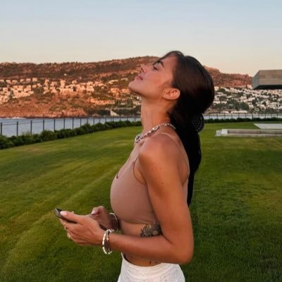 Joanne's profile picture