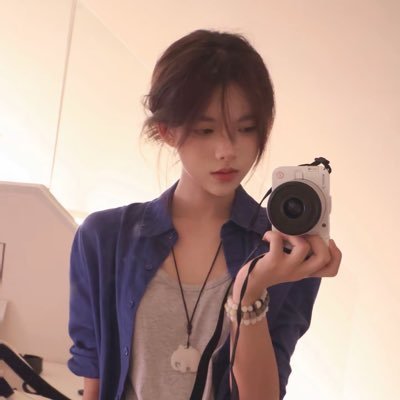 zhou's profile picture