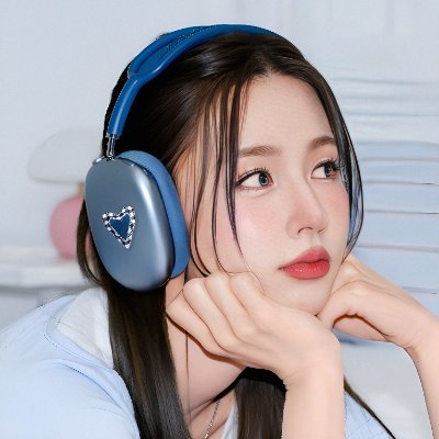 𝗆𝖾𝗈𝘸૮𝗁𝗂ⲁ𝗍𝗈✶'s profile picture