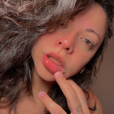 La Pitufina💜💛❤️🧡💚💙💖's profile picture