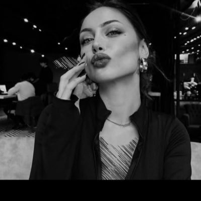 آخـتگ آلُعٍۆبآ's profile picture