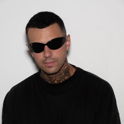 4EU3's profile picture
