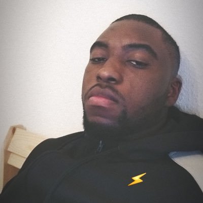 Emizeer_'s profile picture