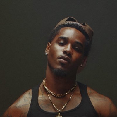 🧎🏾‍♂️'s profile picture