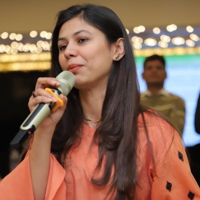 TheAroojKhan's profile picture