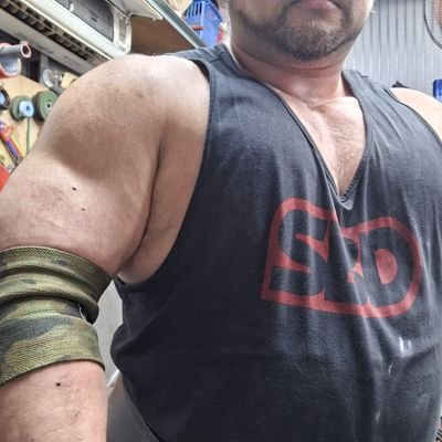 hr33f265040's profile picture