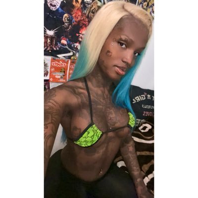 TheBodyCheris's profile picture