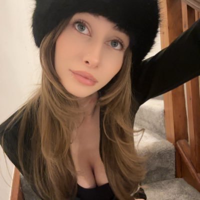 celty ⋆˙⟡'s profile picture