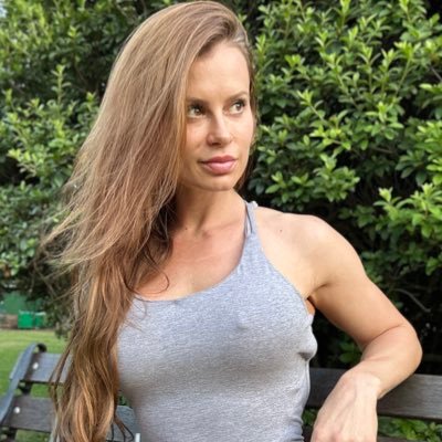 tati_weg's profile picture