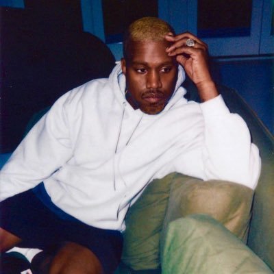 yzyupdates's profile picture