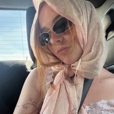klara's profile picture