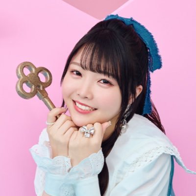 麻倉もも Momo Asakura official's profile picture