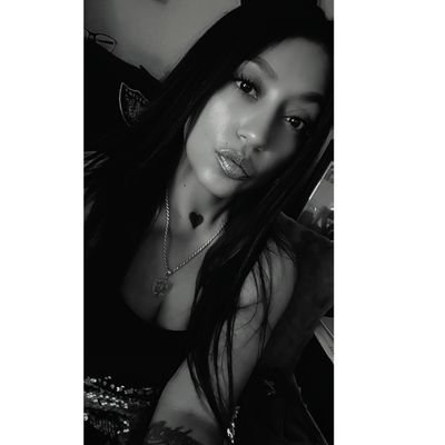 Nica🖤🎧🎼's profile picture