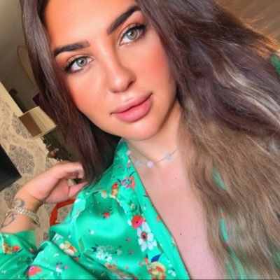 lara_khanfur's profile picture
