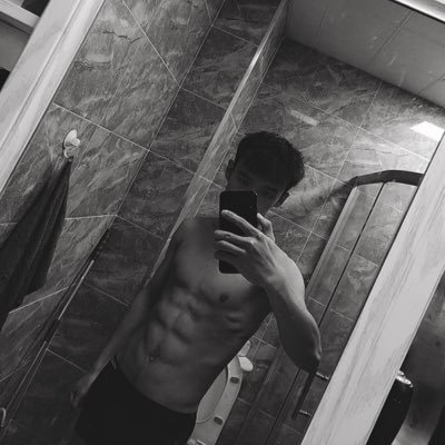 Word661pw4kk's profile picture