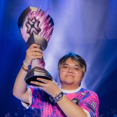 AbangLish's profile picture