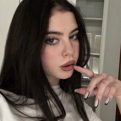cretinaa's profile picture