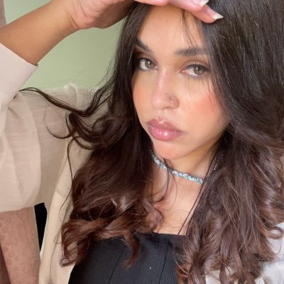 L's profile picture