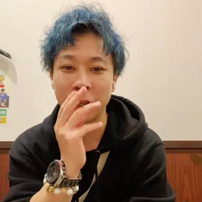 akar10507's profile picture