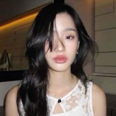 kit (busy w work)'s profile picture