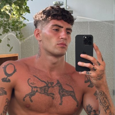 Emsakyi's profile picture