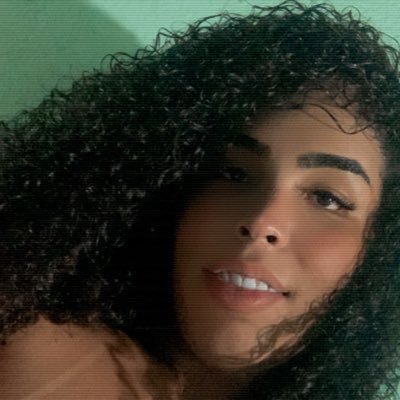 Clara Oliveira's profile picture