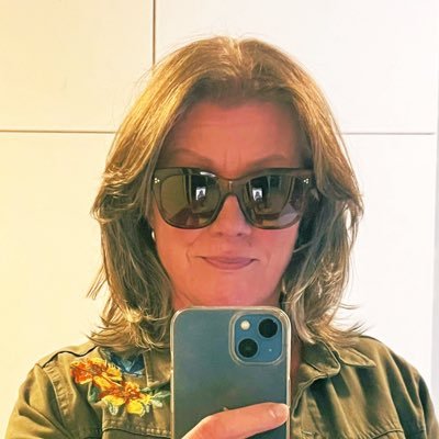 Heidi Juopperi 🇫🇮🇪🇺🌻's profile picture