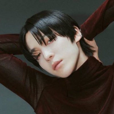 deb ๐ค's profile picture