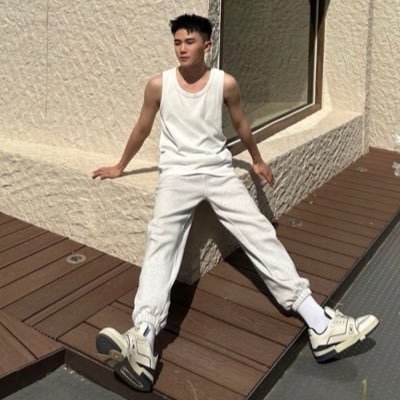 luozhu16's profile picture
