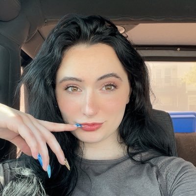 Storm - Divine Hips's profile picture