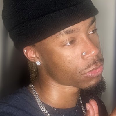 xNightMareEffecT's profile picture