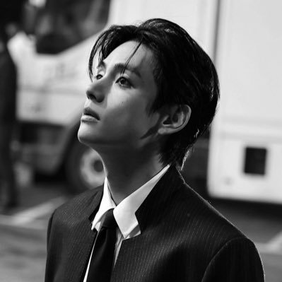 RURU ~( ꪜ ) 뷔 非's profile picture