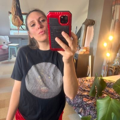 alice's profile picture