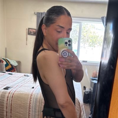 GlamBussy's profile picture