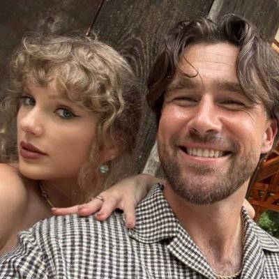 TayvisHaze's profile picture