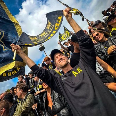 œ's profile picture