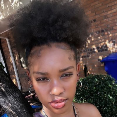 ❤️ 𝕬𝖜𝖐𝖊𝖊𝖑𝖆𝖒's profile picture