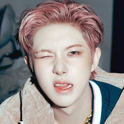 런쥔폴더's profile picture