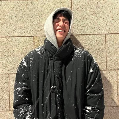 poonniez's profile picture