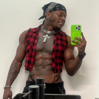 🧚🏾‍♂️✨𝙃𝙤𝙤𝙙 𝙁𝙖𝙞𝙧𝙮✨🧚🏾‍♂️'s profile picture