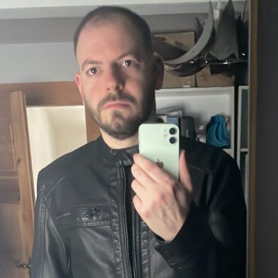 JoeUndressed's profile picture