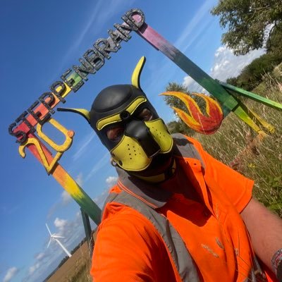 Fonz (nsfw) 🔜 nuzzels and doggy weekend,'s profile picture