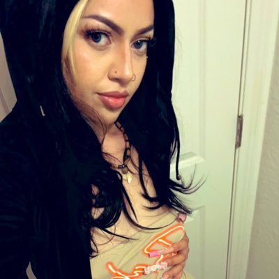 Pastel_Vampire_'s profile picture