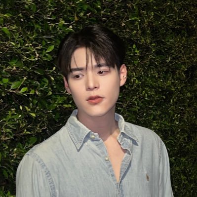 poon_mit12's profile picture