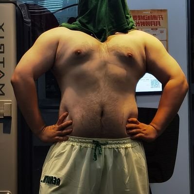 ShangYeMaoXiong's profile picture