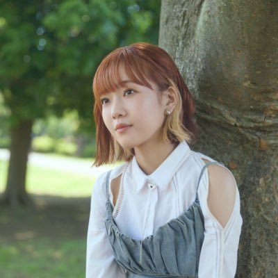 singersing28's profile picture