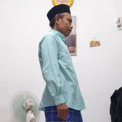 Rustam 🕊️'s profile picture