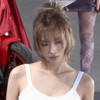 spider manager da hirai momo's profile picture